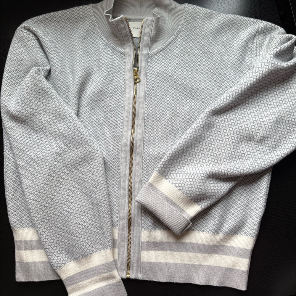 Light Gray Zip-Front Women's Knit Bomber Sweater - Picture 4 of 8